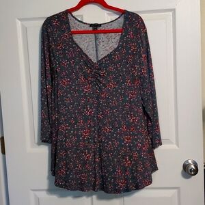 Lane Bryant Sweetheart-Neck Max Swing Tee